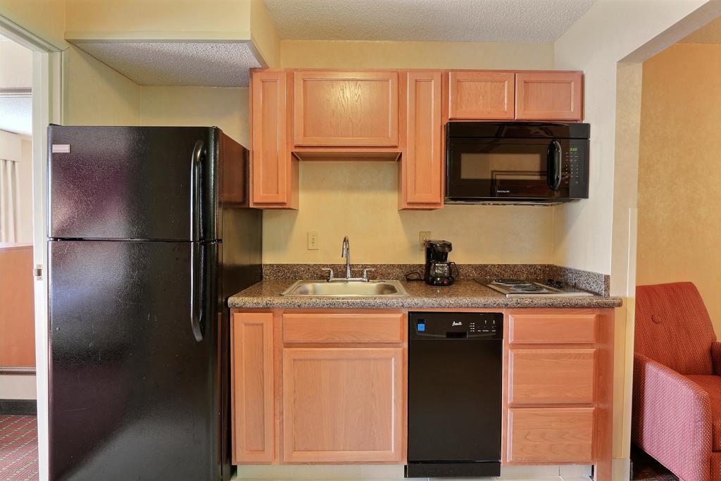Comfort Suites Auburn Hills-Detroit Kültér fotó