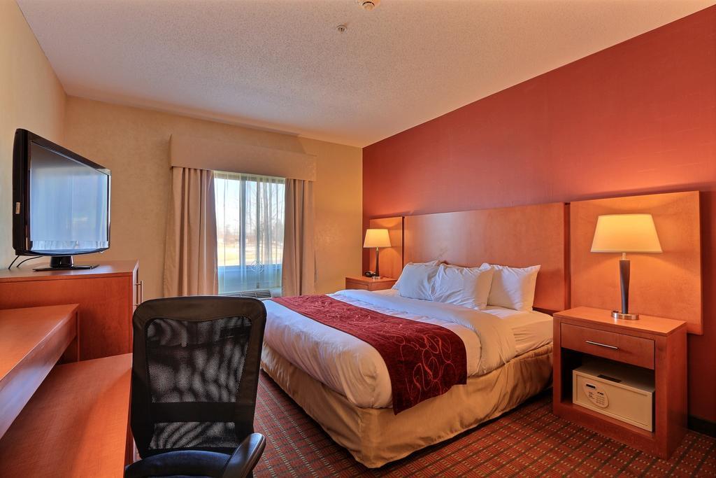 Comfort Suites Auburn Hills-Detroit Kültér fotó