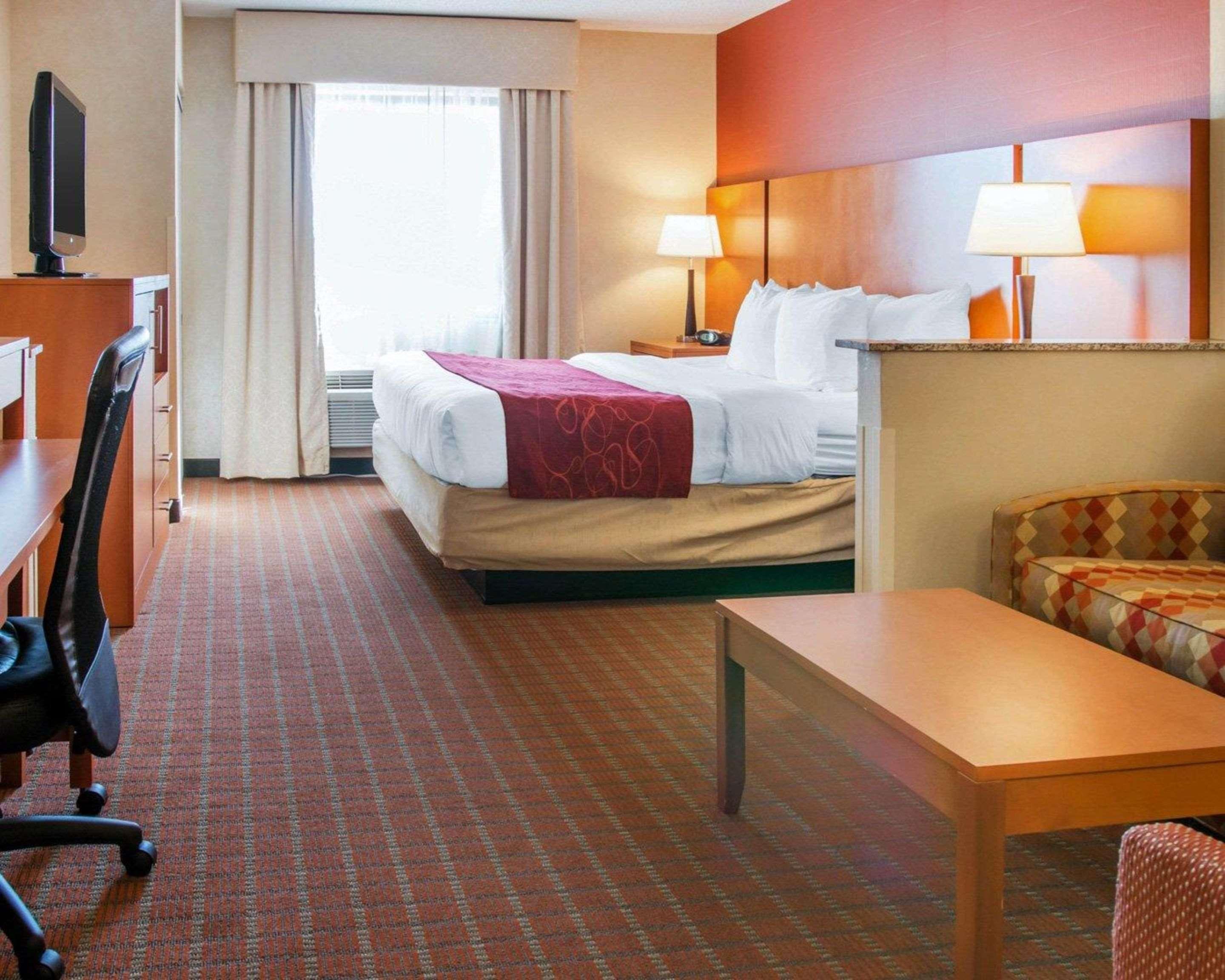 Comfort Suites Auburn Hills-Detroit Kültér fotó