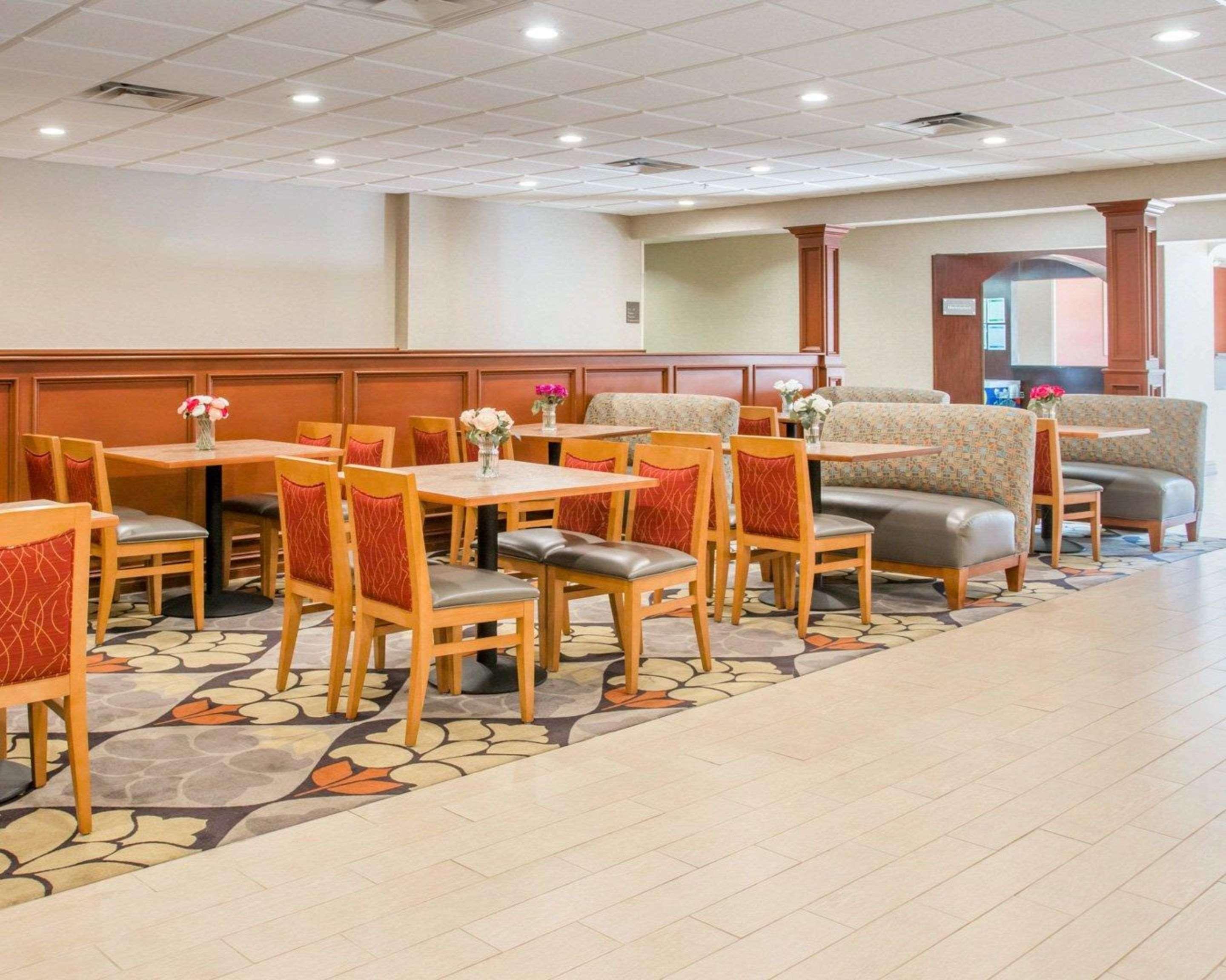 Comfort Suites Auburn Hills-Detroit Kültér fotó