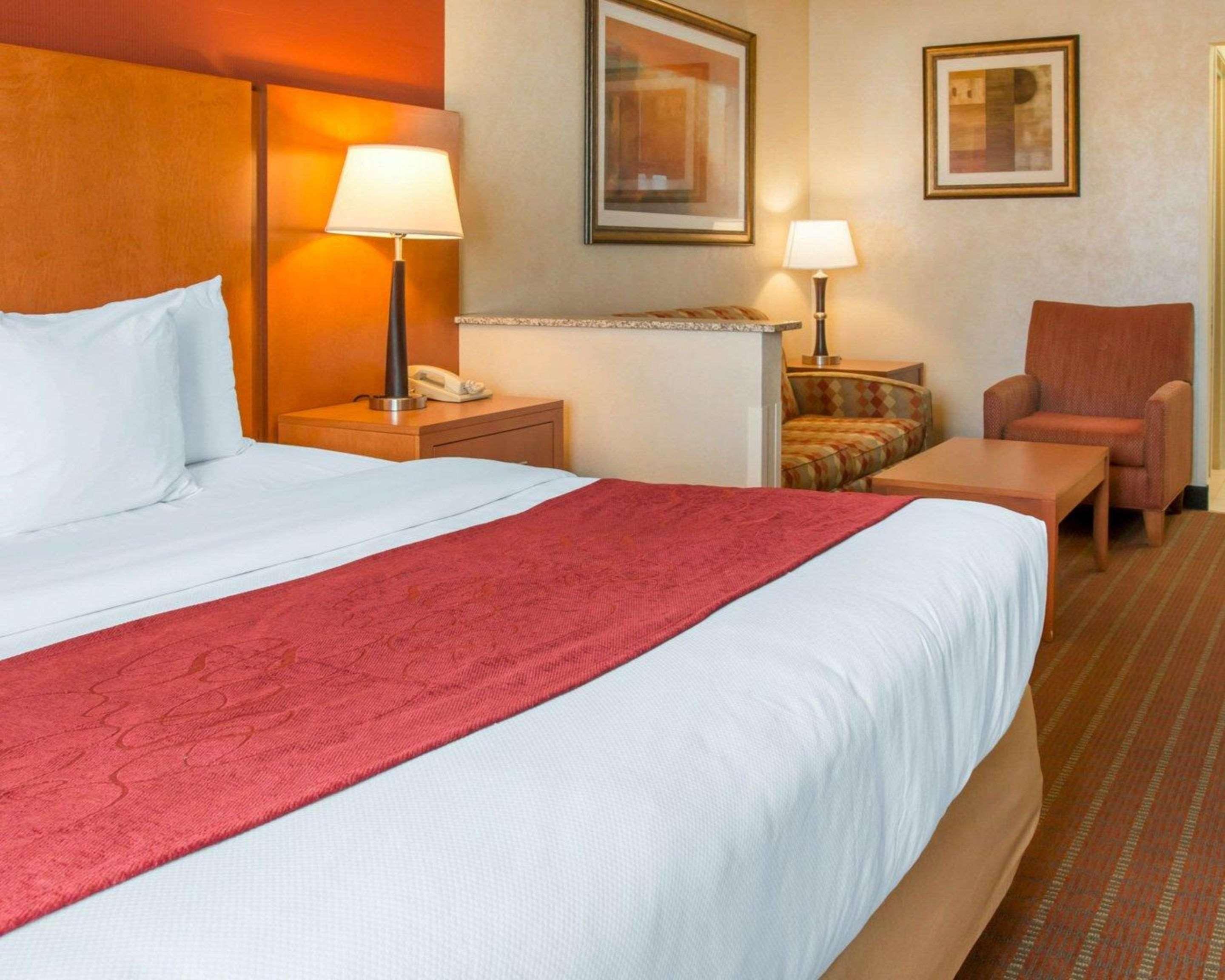 Comfort Suites Auburn Hills-Detroit Kültér fotó