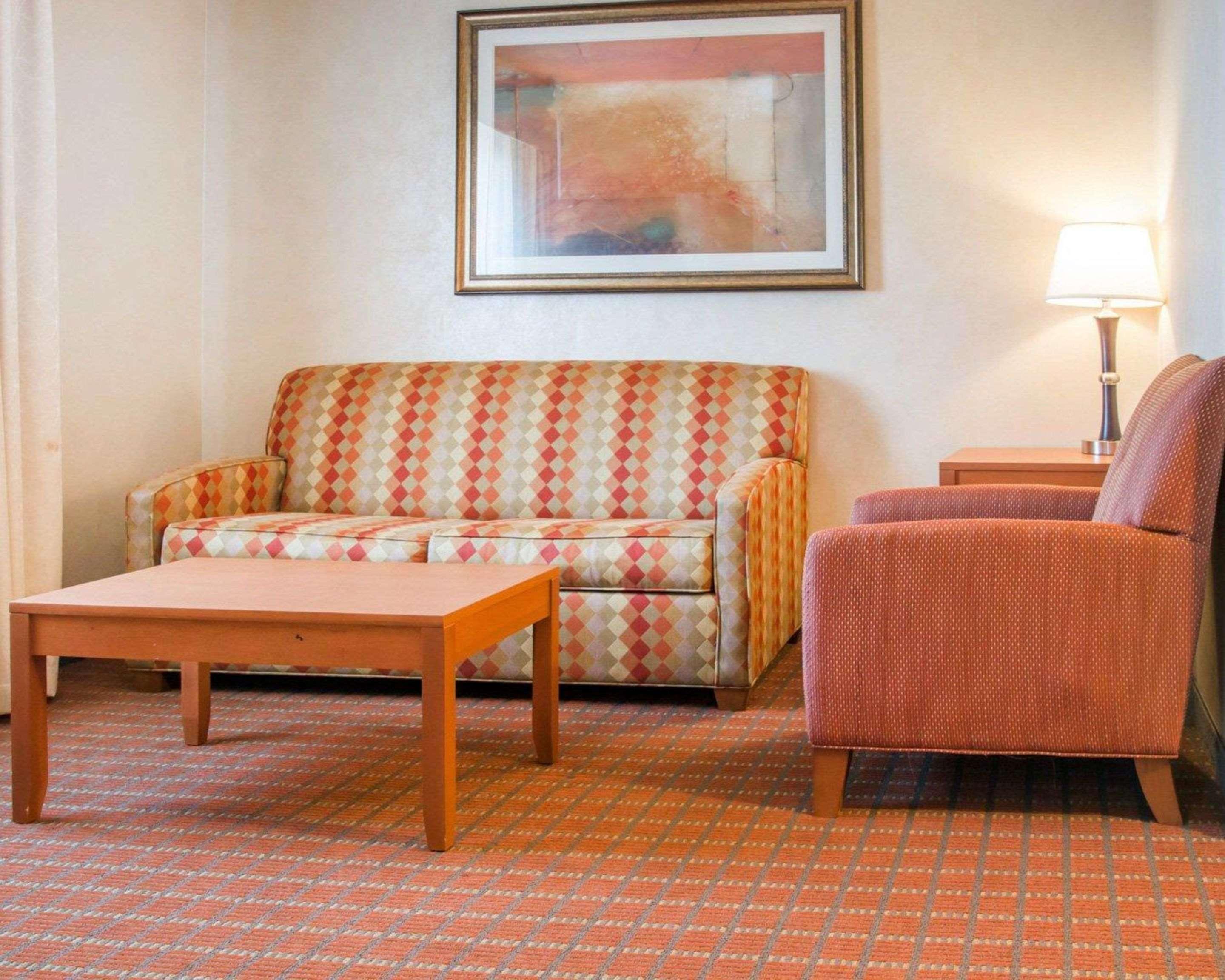 Comfort Suites Auburn Hills-Detroit Kültér fotó