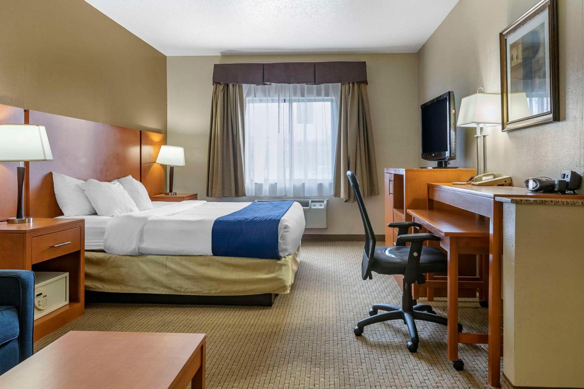 Comfort Suites Auburn Hills-Detroit Kültér fotó